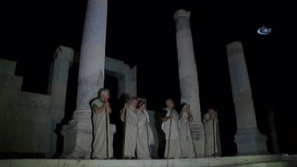 Kanlı Ay Tutulması Laodikya'da Eşsiz Manzaralar Oluşturdu