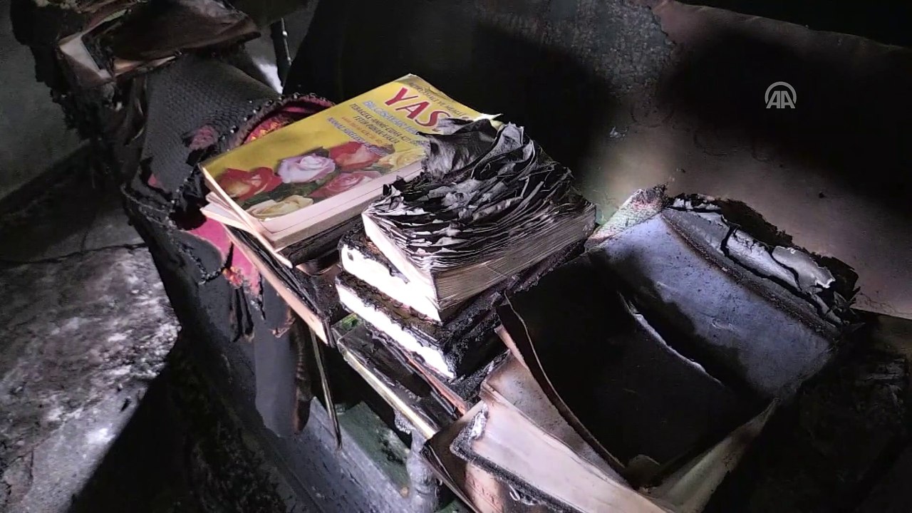 Yanan türbe onarılmayı bekliyor - BOLU