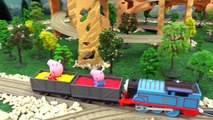 Peppa Pig Play Doh Bumper Cars Story Thomas & Friends Muddy Puddles Car Playdough Theme Pa