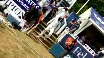 Virat Kohli and Shikhar Dhawan doing Bhangra Before Match