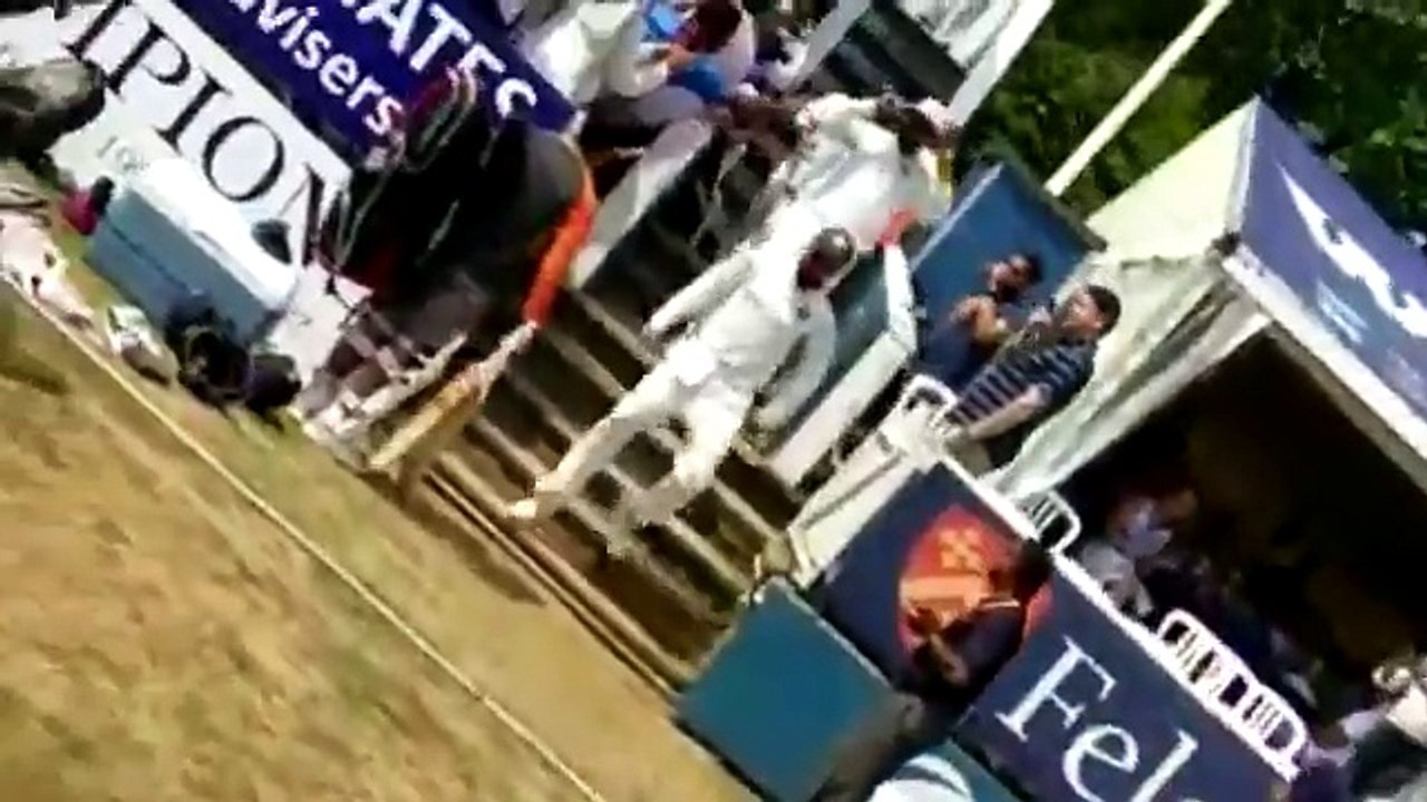 Virat Kohli and Shikhar Dhawan doing Bhangra Before Match