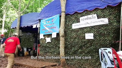 Thailand cave- Flooded farmers support rescue effort - BBC News