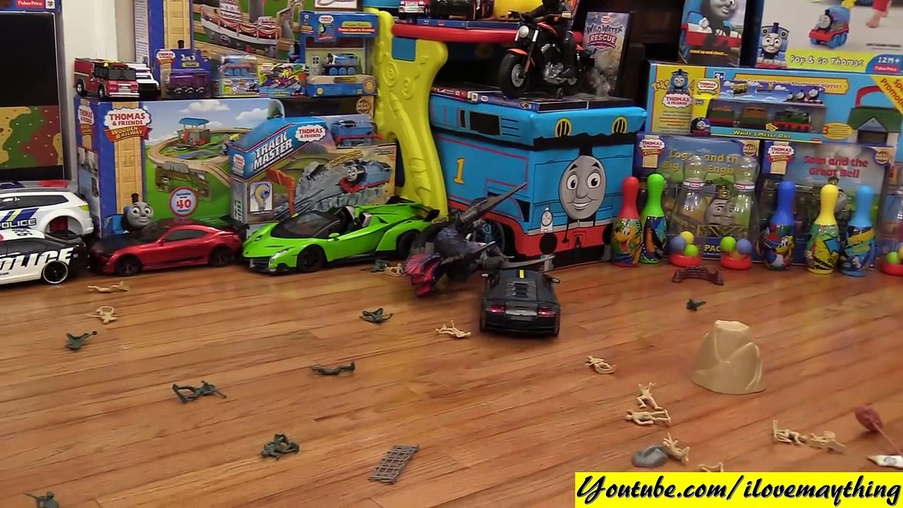 RC Cars: Unboxing and Driving a Lamborghini Murcielago Remote Control Car w/ Hulyan