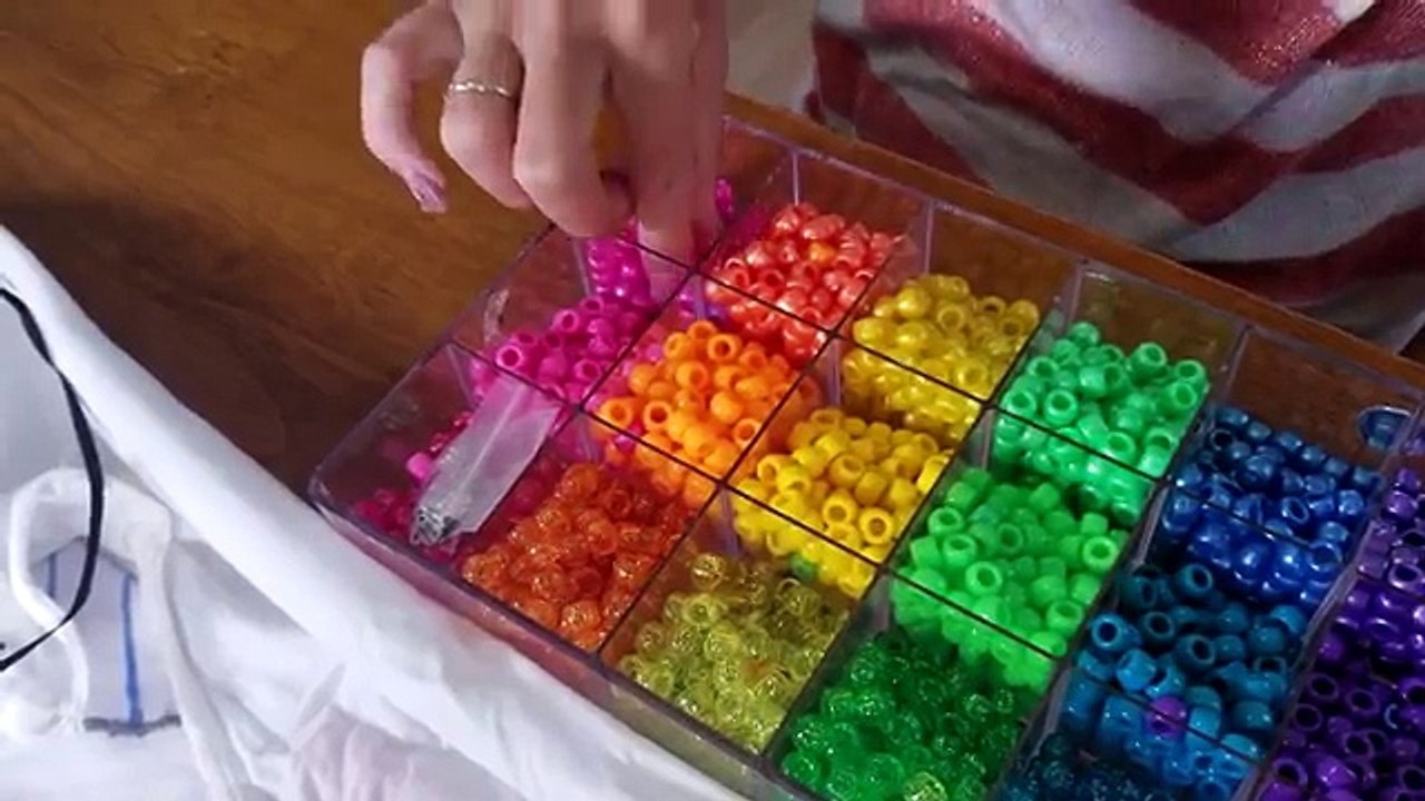 Clever Ways To Customize Your T-Shirts and More! DIY Life Hacks, Craft Ideas & Hair Hacks!