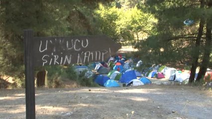Bu Festivalde Olmayan Tek Şey Teknoloji... İzmir'de Merakla Beklenen Uyku Festivali Renkli Başladı