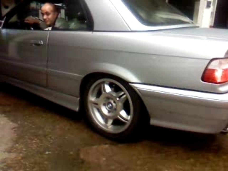 BMW 325