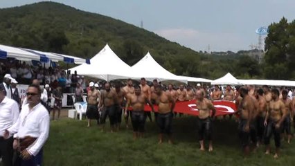 Çan Belediyesi 7. Yağlı Güreşleri'nde Başpehlivan Serhat Balcı Oldu