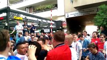 Jamie Vardy lookalike @Lee_chappy crowd surfs England fans in Marseille the @EURO's