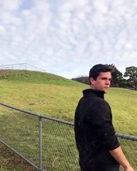 Comment franchir une clôture avec classe