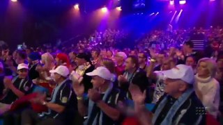 Un bras de fer entre deux rugbymen australiens tourne mal en direct à la télévision