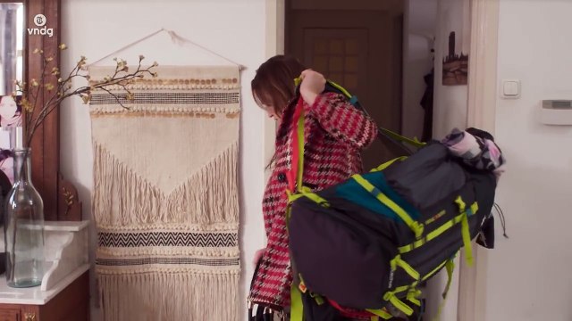 Laura laat zich betasten door Mark | DAGBOEK VAN EEN MINNARES #13