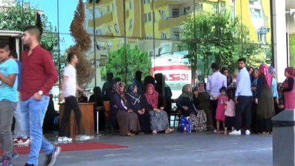 11 yaşındaki çocuk televizyon izlerken başından vuruldu