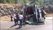 Çinli Turistleri Taşıyan Otobüs Kaza Yaptı: 2 Ölü (2)