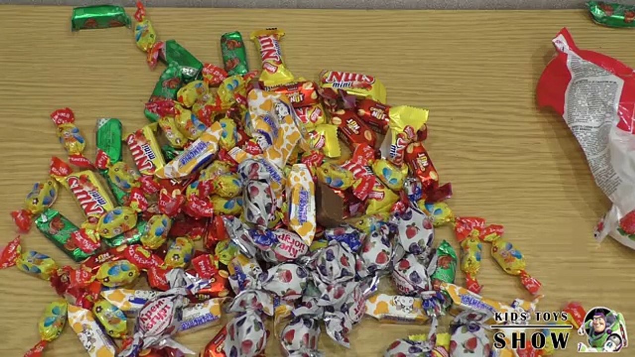 a lot of candy, toys, kinder, много конфет