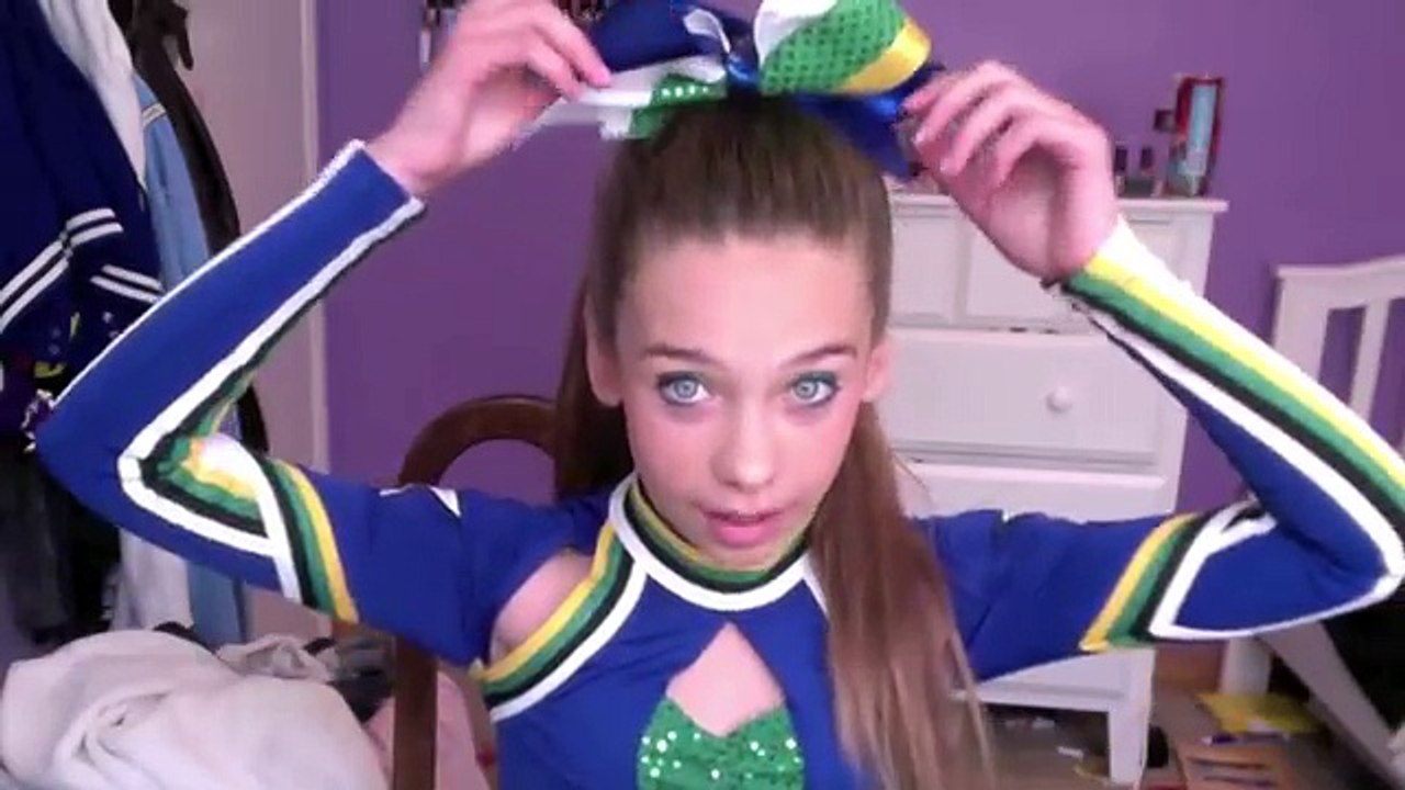 Competitive Cheerleading Makeup Tutorial!