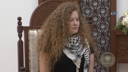 Serbest Kalan Filistin'in Cesur Kızı Tamimi, Mahmud Abbas ile Görüştü