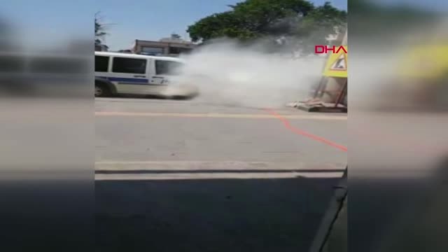 Osmaniye'de Polis Aracı Seyir Halindeyken Alev Aldı