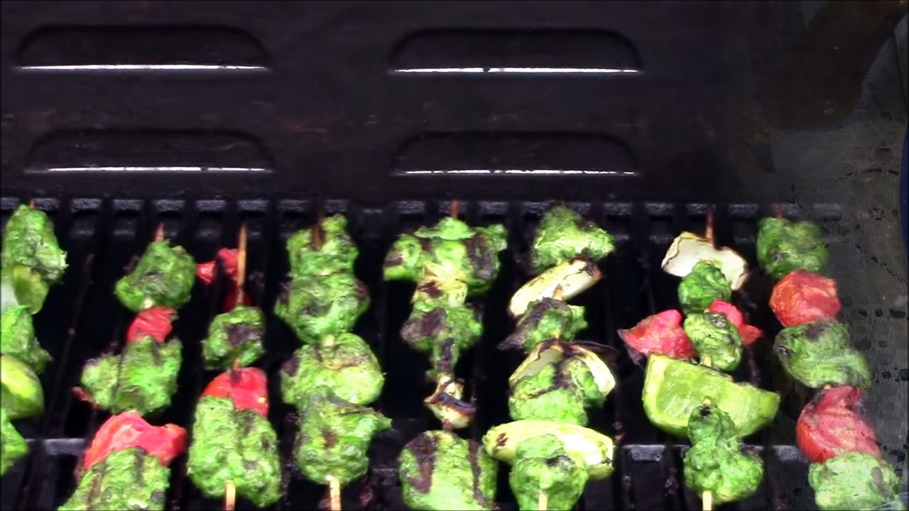 Cooking with Atiya intro