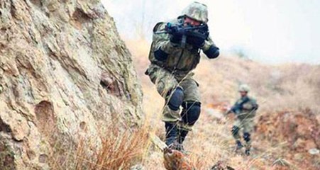 Şırnak'ta Taciz Ateşinde Bulunup Kaçan 2 Teröristin Etkisiz Hale Getirildiği Anlar Kamerada!