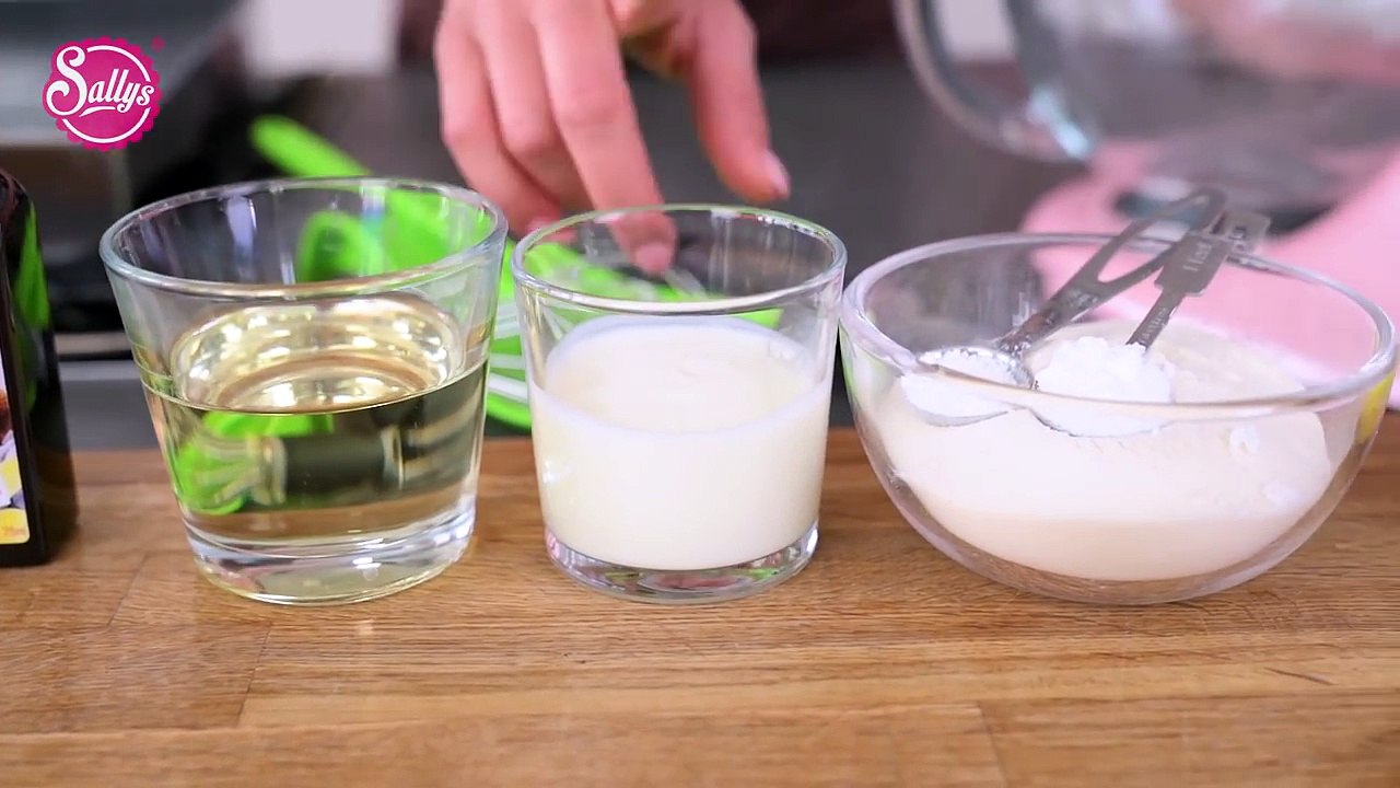 Sommertorte mit brombeeren & zitronen / wickeltorte