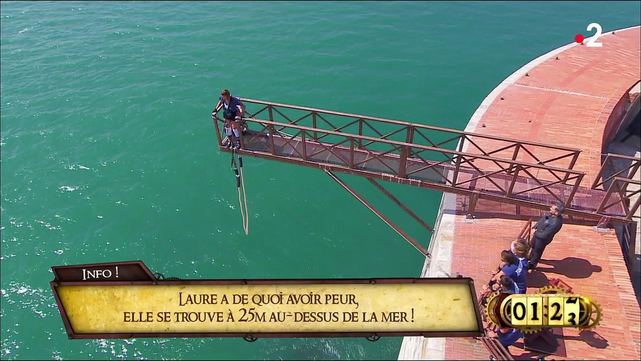 Laure Manaudou fond en larmes avant une épreuve