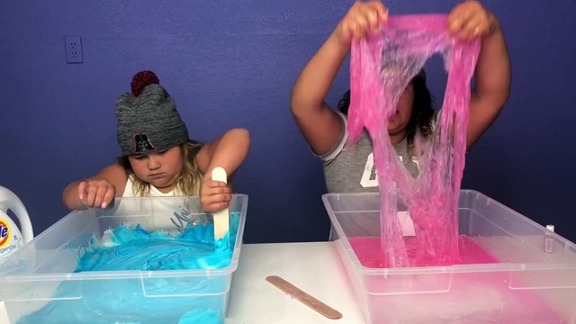 MAKING GIANT SLIME BUBBLES - WHICH GLUE MAKES THE BEST SLIME BUBBLES