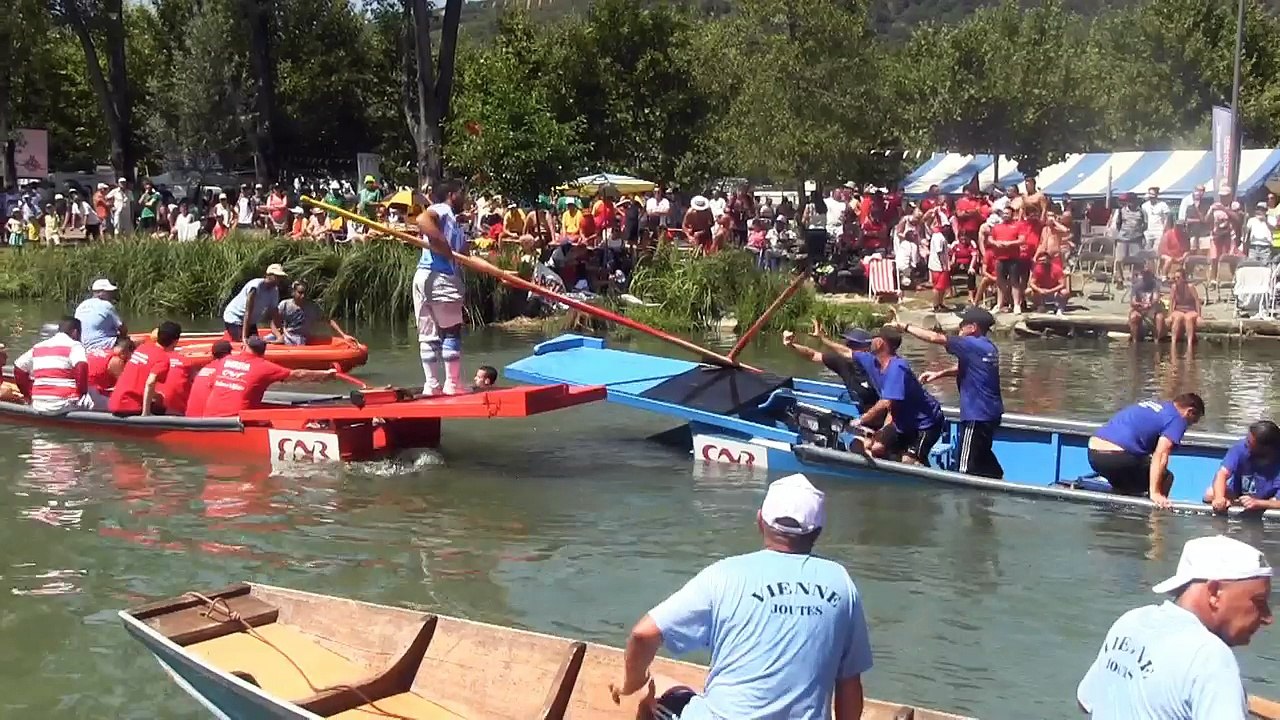Joutes : sport et spectacle à Vienne