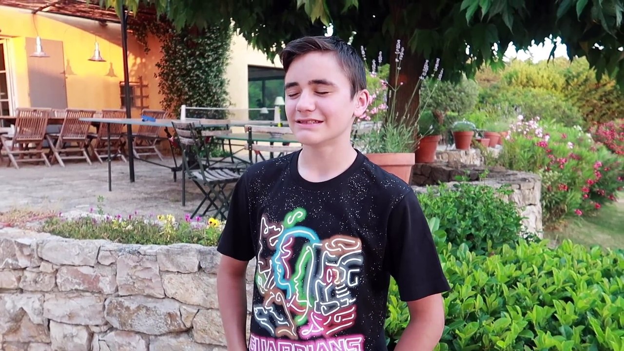 Cache-cache dans notre Maison de Vacances !