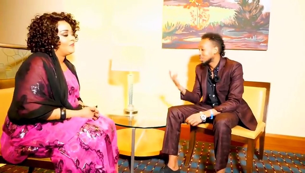 heestii heesaha  mina Afrique &  l King Jaceelow MohaMIDHIHII:Xamse XadaariLAXANKA: waa aniga CAMERA: bdullahi KingEDITOR:  ABDIQANITUSMOMUSIC:  rid Ar