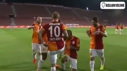 Sneijderin Trabzon Spora Attığı Müthiş Frikik