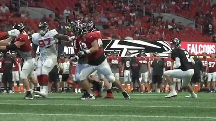 Ridiculous! Ryan escapes pressure, finds Sanu on no-look pass