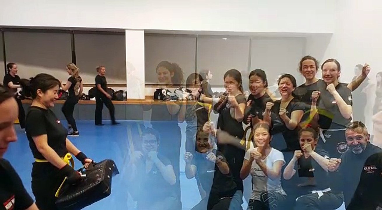 Krav Maga Street Defense Paris -Initiation Krav Maga pour la  journée de la femme  : www.afkm.fr