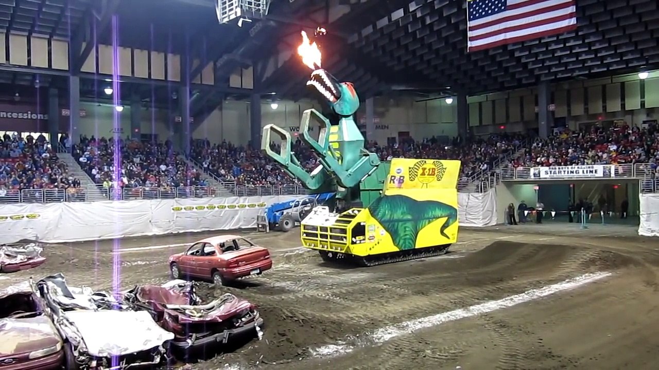 Transaurus Robot machine that eats and demolishes cars!