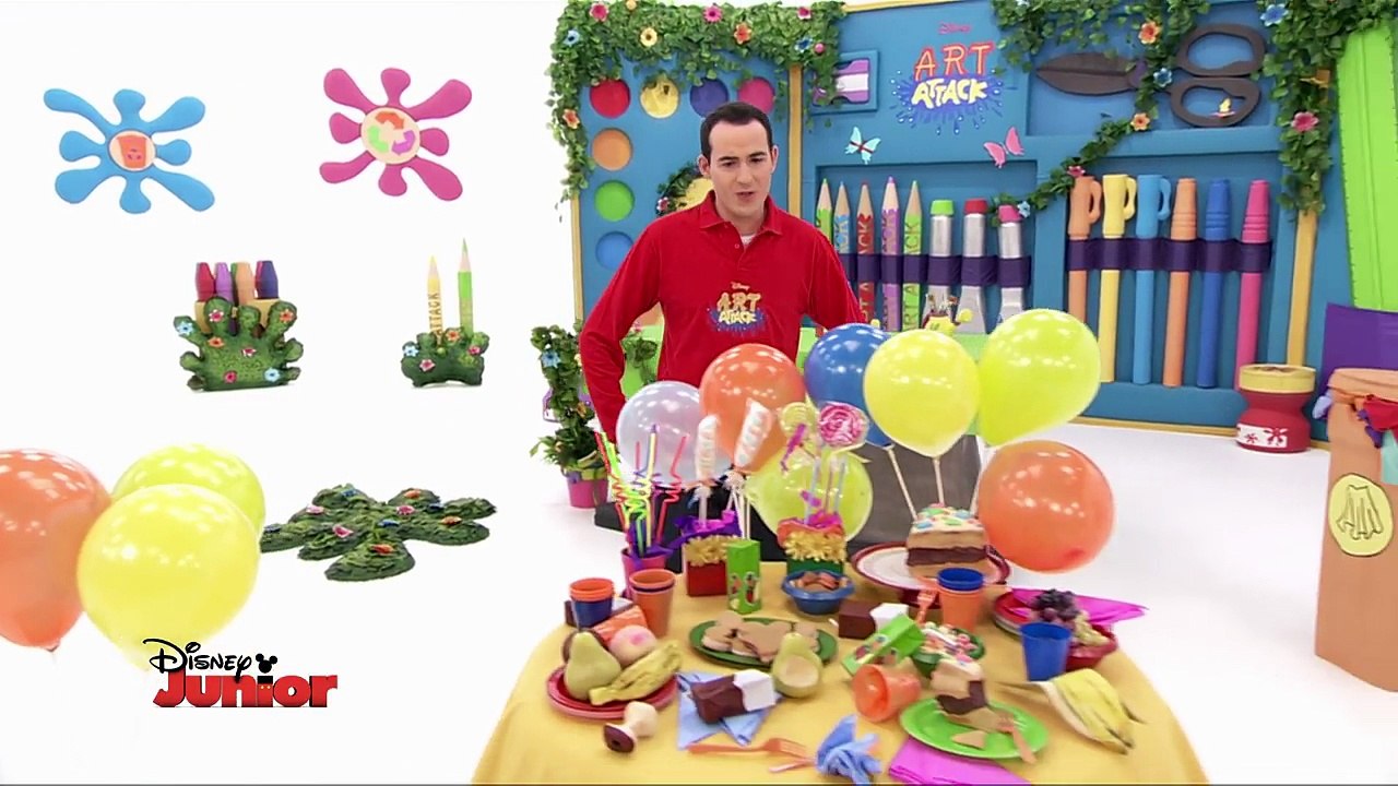 Art Attack - Technique du jeu de recyclage - Disney Junior - VF
