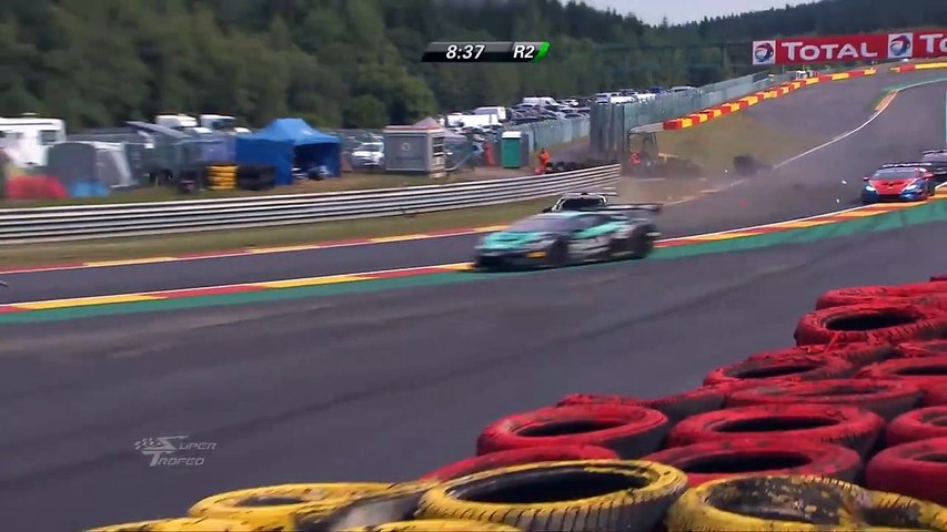 Lamborghini Supertrofeo 2018 huge crash Spa Francorchamps race 2
