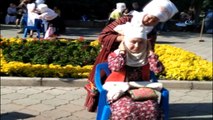 - Kırgız “Eleçek” Kültürü Yaşatılıyor- Bir Saatte 100 Kadın Eleçek Sardı