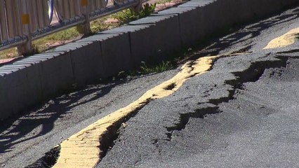 다리 기울고 철로 끊기고...폭염 피해 잇따라 / YTN