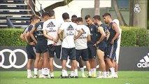 El Real Madrid se entrena con las novedades de Keylos Navas y Carvajal