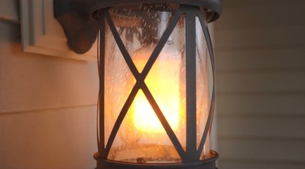 FLICKR™ LED FLAMING BULB