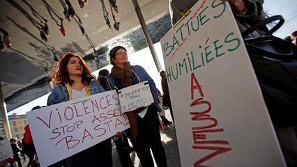 Felpofozott egy francia diáklányt egy férfi, mert visszaszólt a zaklatására