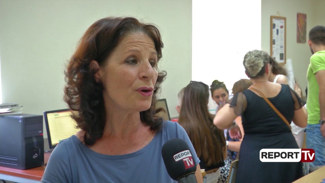 Report Tv - Matura shtetërore nis plotësimin e formularit A2