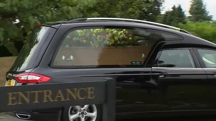 إجراءات أمنية في جنازة امرأة بريطانية توفيت نتيجة تعرضها لـ"نوفيتشوك"