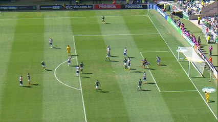 Football : La sublime frappe de Lucas Lima pour Palmeiras