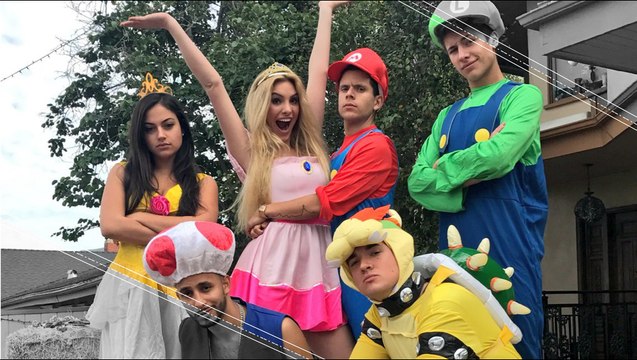 These Influencers Are Friendship Goals