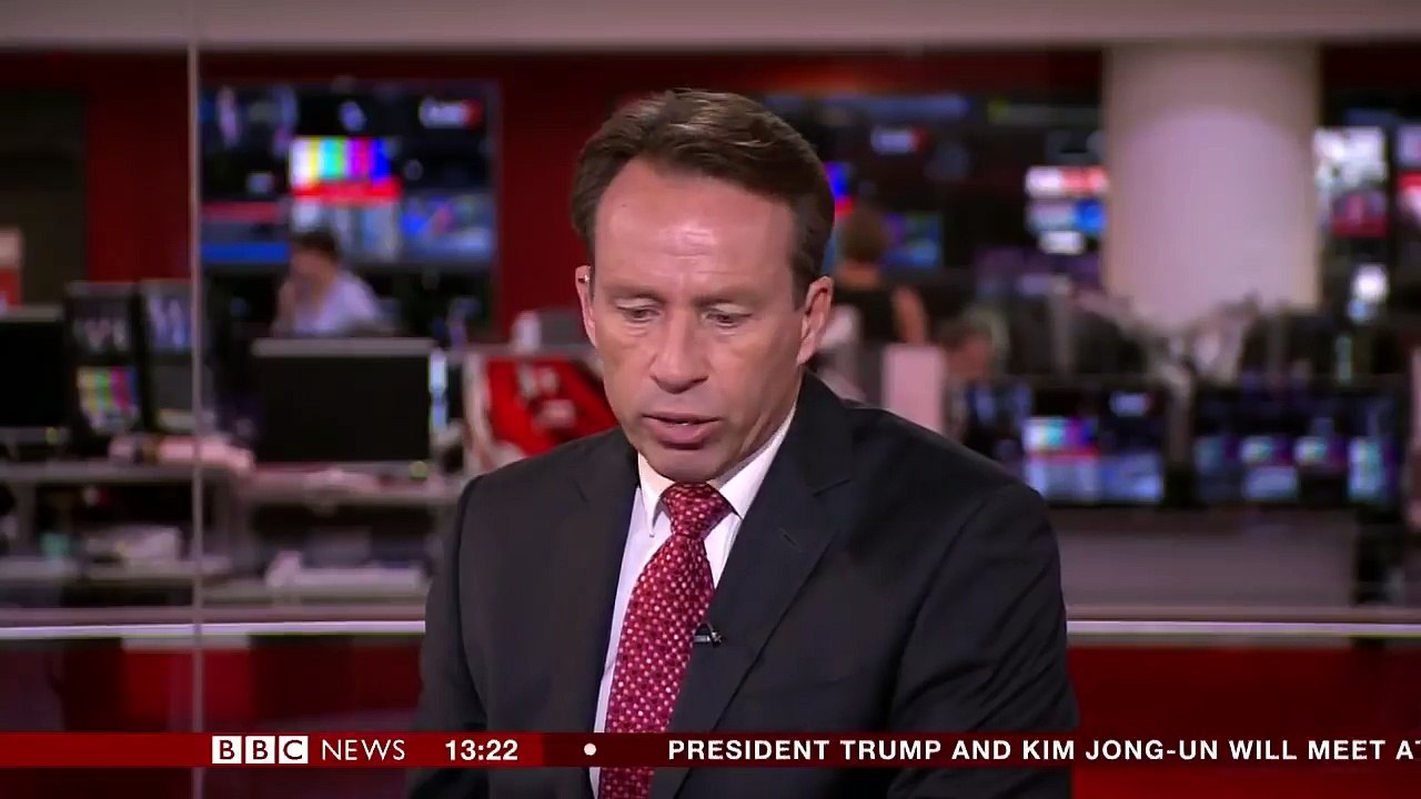 Trump Kim summit- US President Donald Trump arrives in Singapore- BBC News