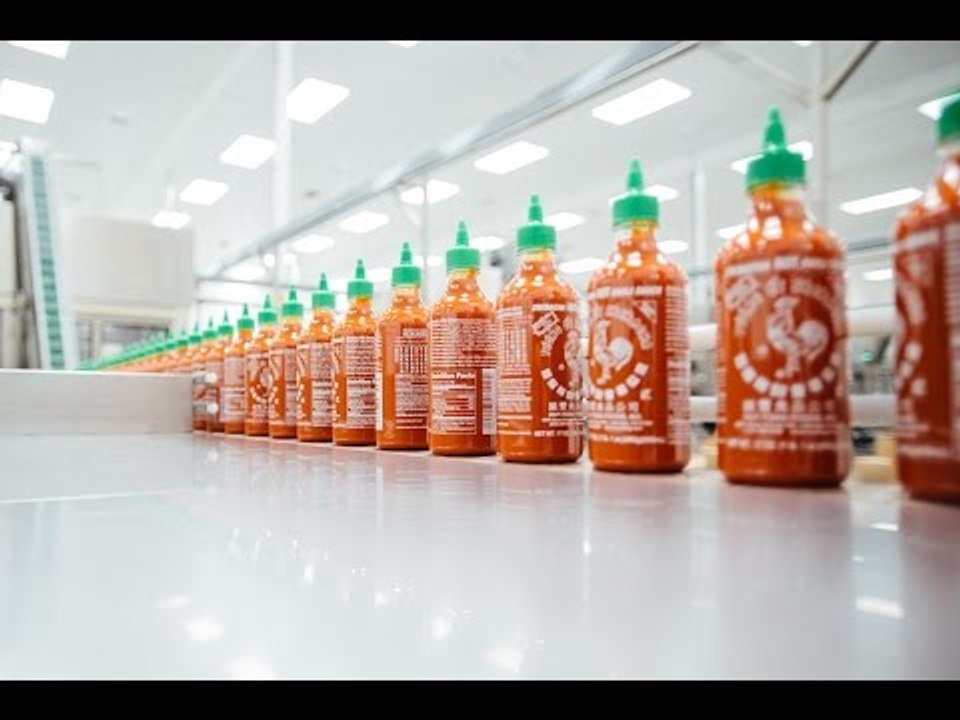 HYPEBEAST Process: Sriracha's Famous "Coc... Rooster" Sauce