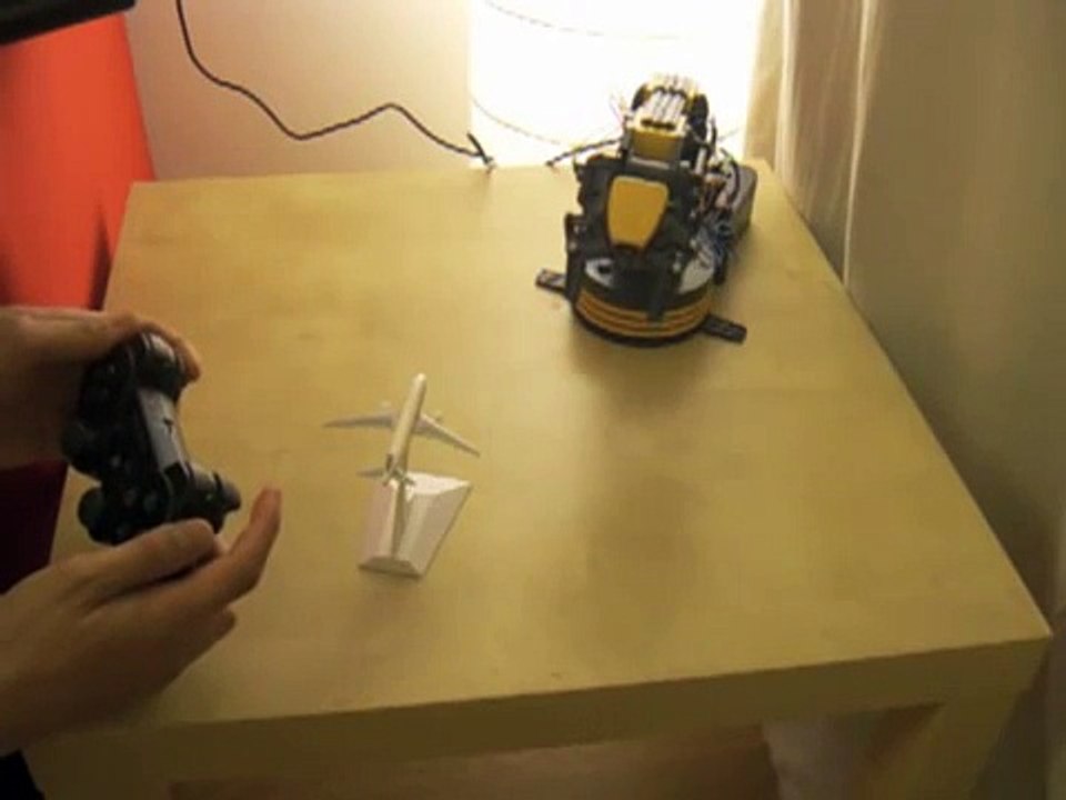 Robot Arm with PS3 sixaxis controller