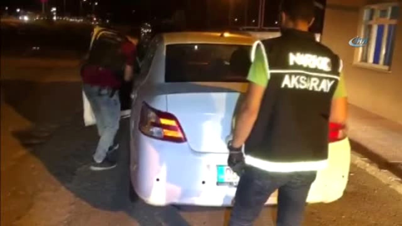 Narkotik Dedektörü 'Çakı' Araçtaki Gizli Esrarı Buldu