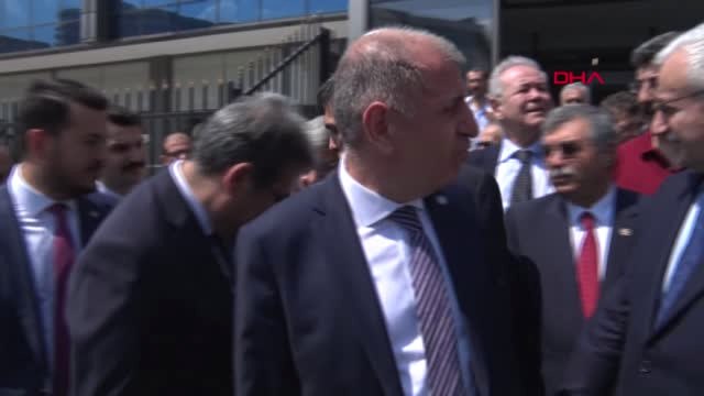 Akşener'e Genel Merkezde Coşkulu Karşılama