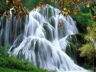 Un adieu, un au revoir